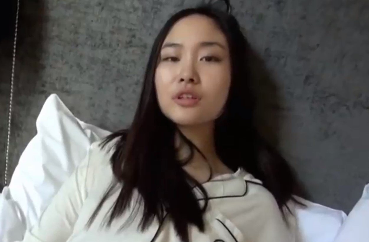 外表清纯的大学生和老外男朋友干炮，在床上真淫荡封面图