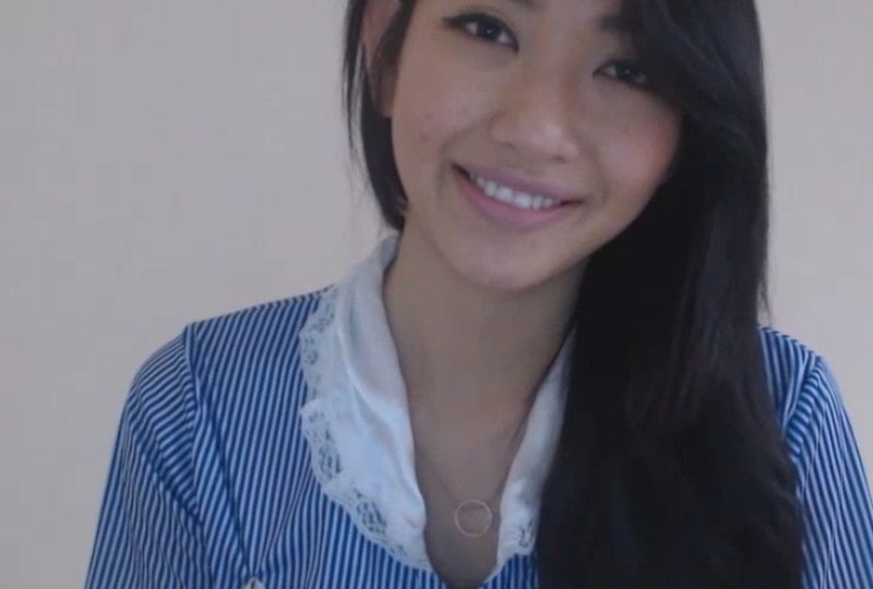 护士妹自玩巨屌抽插封面图