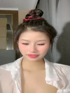 烈焰大红唇极品网红美女！热舞诱惑简直尤物！封面图