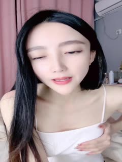 重磅推荐！虎牙主播，绝美，【骚妇猫猫】，喷血了，这身材和脸蛋，为赚钱也拼了_！_极品尤物.封面图