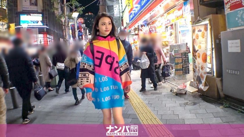 200GANA2268 マジ軟派、初撮。 1468 『ネオンカラーのSSS級読モは勢いでヤラせてくれるのか！？』顔もカラダもSSS級！インタビュー(というテイ)でホテルに連れ込み、スナップ撮影のフリして自慢の美尻に触りまくり！「何してるんですか…んっ！？」キスで口を塞ぎ、ニットの上から乳を揉み、そのまま勢いに任せて読モはヤラせてくれるのか！？..封面图