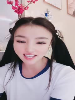 直播_新下海网红美女！扎起双马尾超甜美！撩起衣服大奶子，浴室衬衣湿身诱惑，骚穴特写...封面图