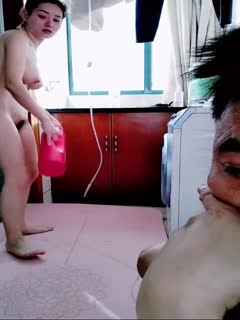 美女与野兽！黑丝高跟极品好身材小少妇跟大哥激情啪啪直播2...封面图