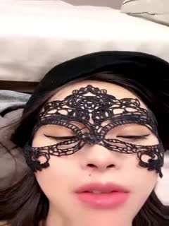 面罩红唇新人网红小姐姐和男友激情。......封面图