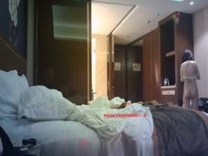 双飞肤白貌美的淘宝模特.封面图