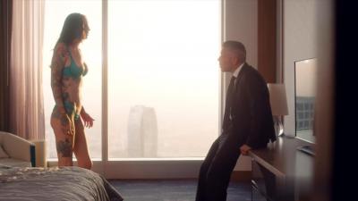 为作弊而被拍打和惩罚封面图