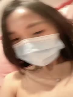 极品美女下海【月月嗷】苗条身材修长美腿，约炮友收费房，揉搓多毛骚穴，骑乘位爆操.封面图