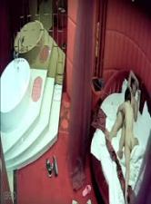 【无码】一对男女豪华浴缸房开房打炮女的帮男的打灰机口活做爱叫的淫荡.封面图