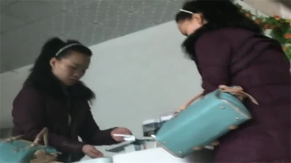 海报背景