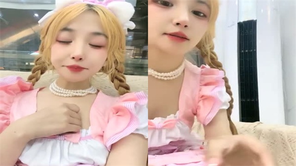 仆裙金发辩子女神封面图