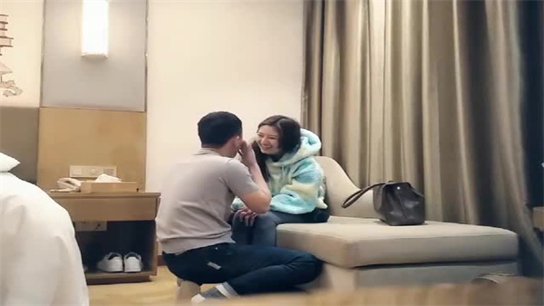 七天极品探花无套内射白虎妹封面图