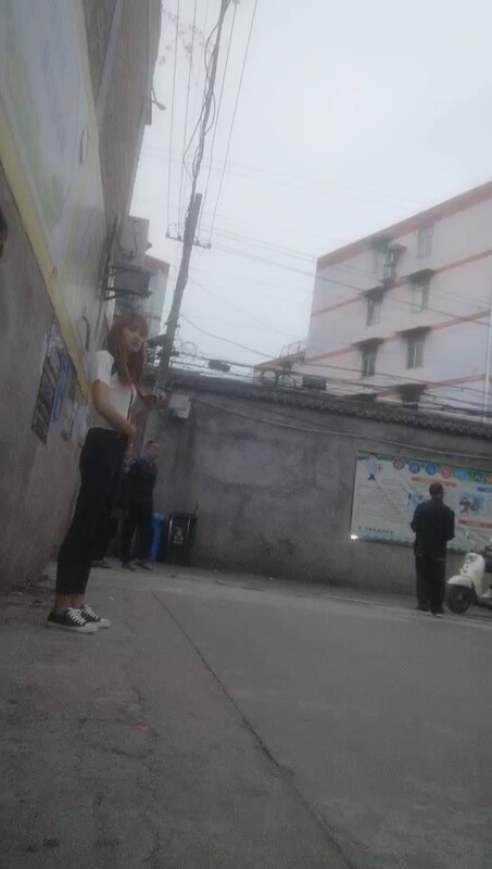 素质嫖客傍晚时间一堆站街女选了个妹子带小房间操超近视角看小穴JB插入激情爆操封面图