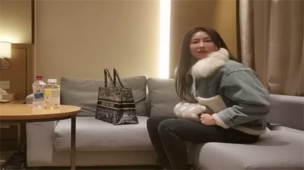海报背景