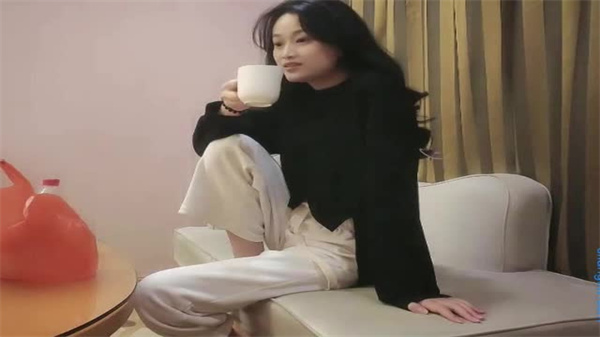 小马寻花极品红酒妹返场啪啪封面图